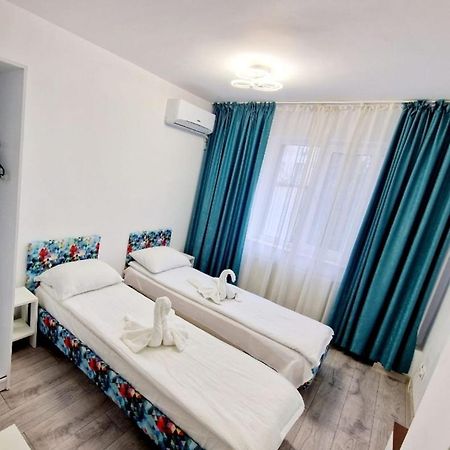Ares Hotel Constanta Bagian luar foto