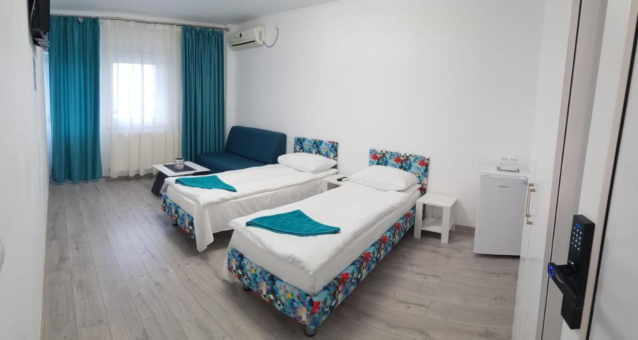 Ares Hotel Constanta Bagian luar foto