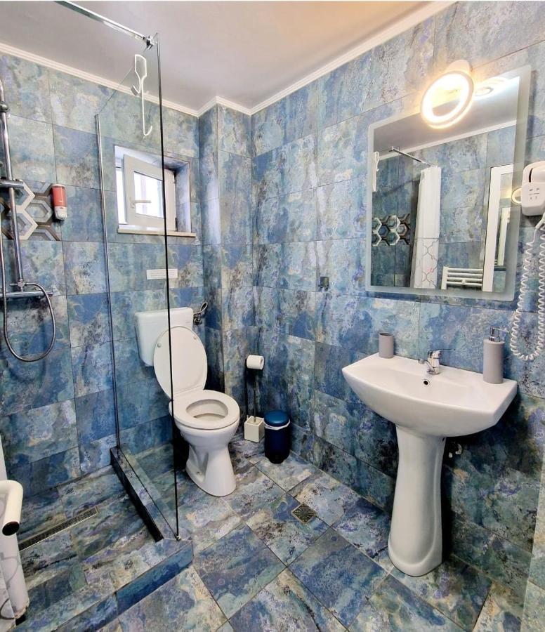 Ares Hotel Constanta Bagian luar foto