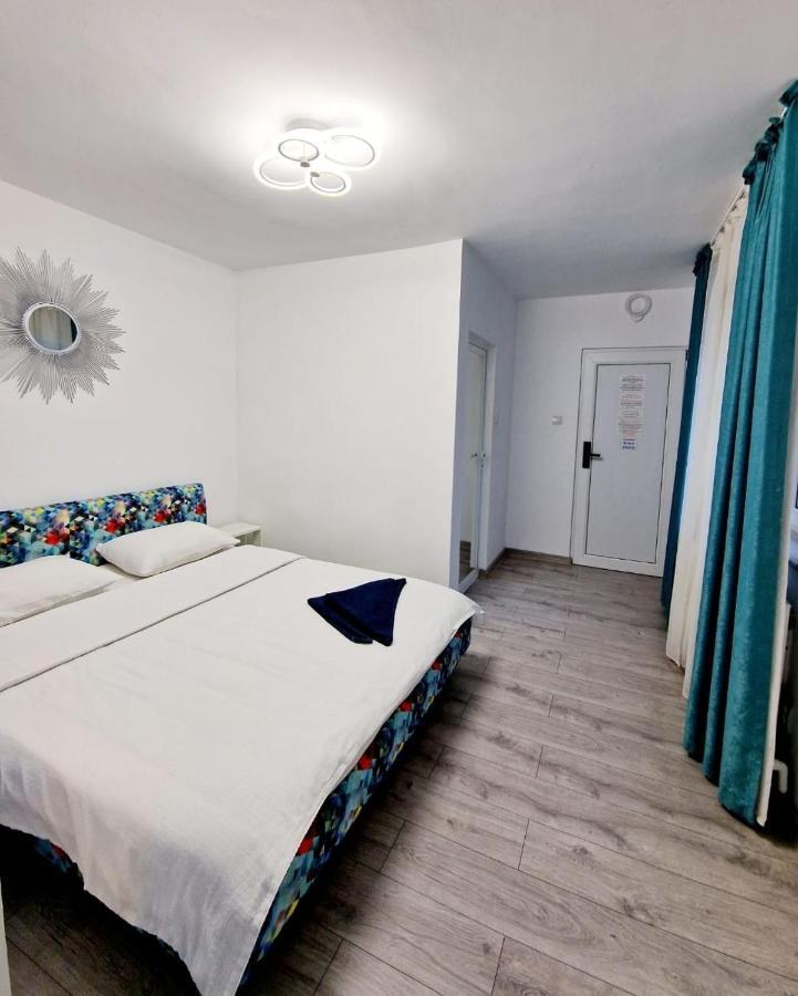 Ares Hotel Constanta Bagian luar foto