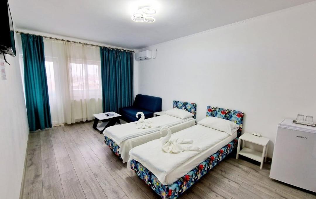 Ares Hotel Constanta Bagian luar foto